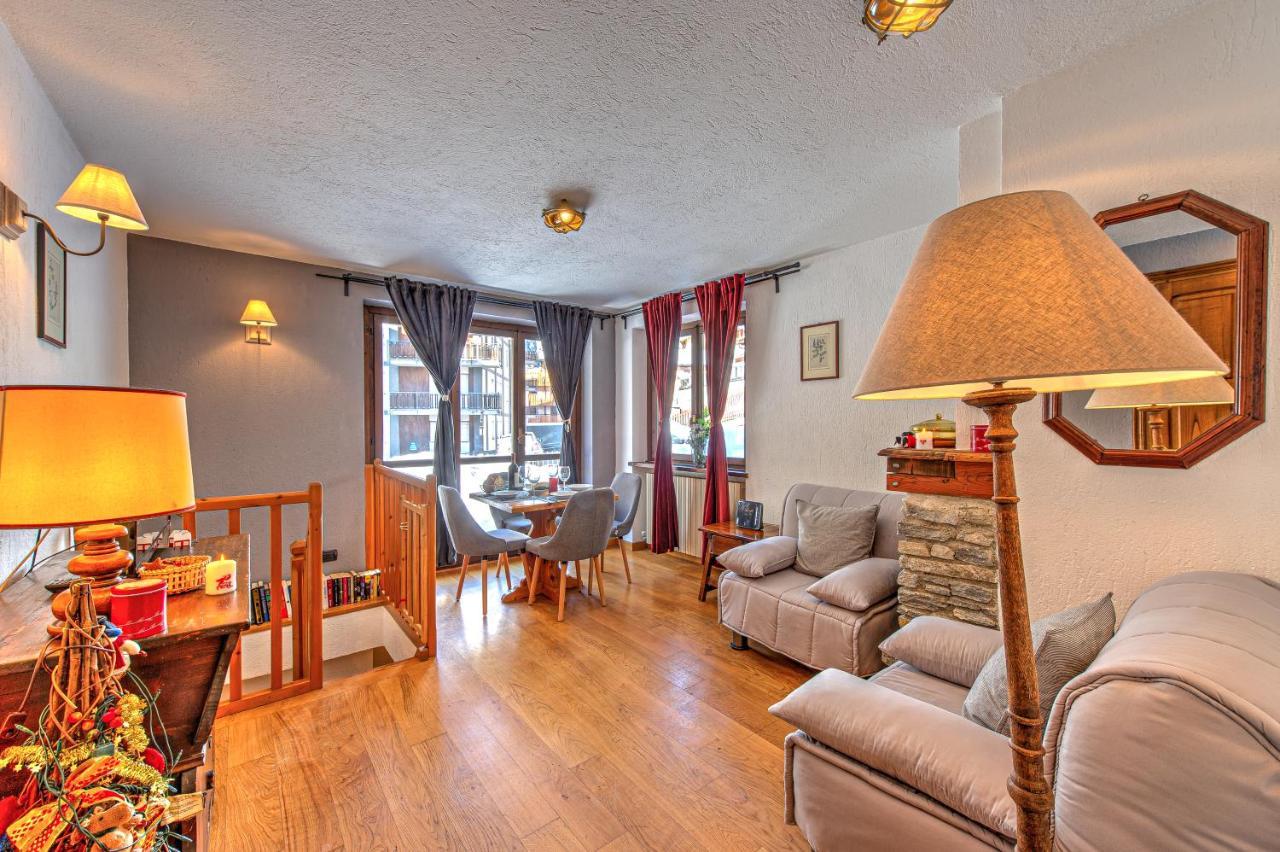 Casa Julie - Accogliente Rifugio Nella Quiete - Cour 0157 Apartman Courmayeur Kültér fotó