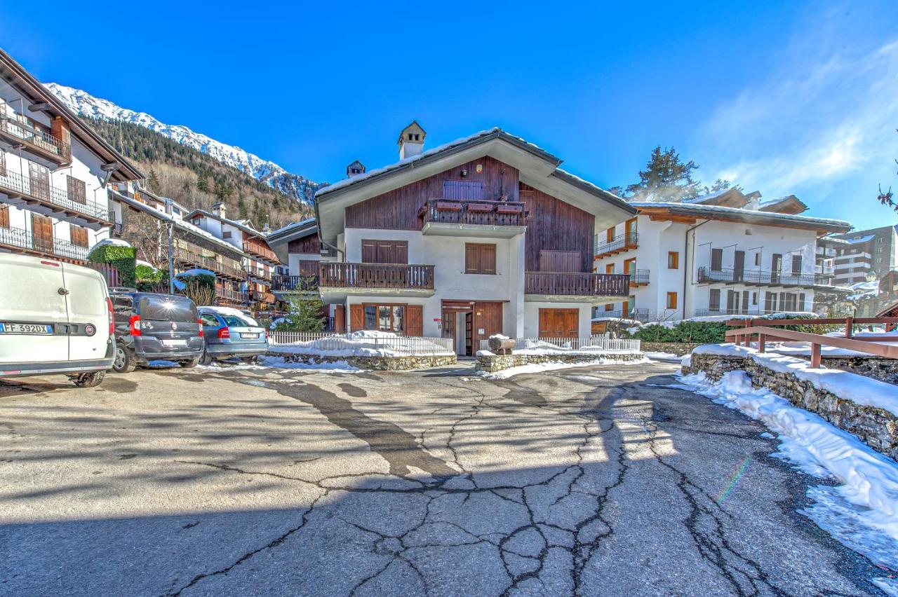 Casa Julie - Accogliente Rifugio Nella Quiete - Cour 0157 Apartman Courmayeur Kültér fotó