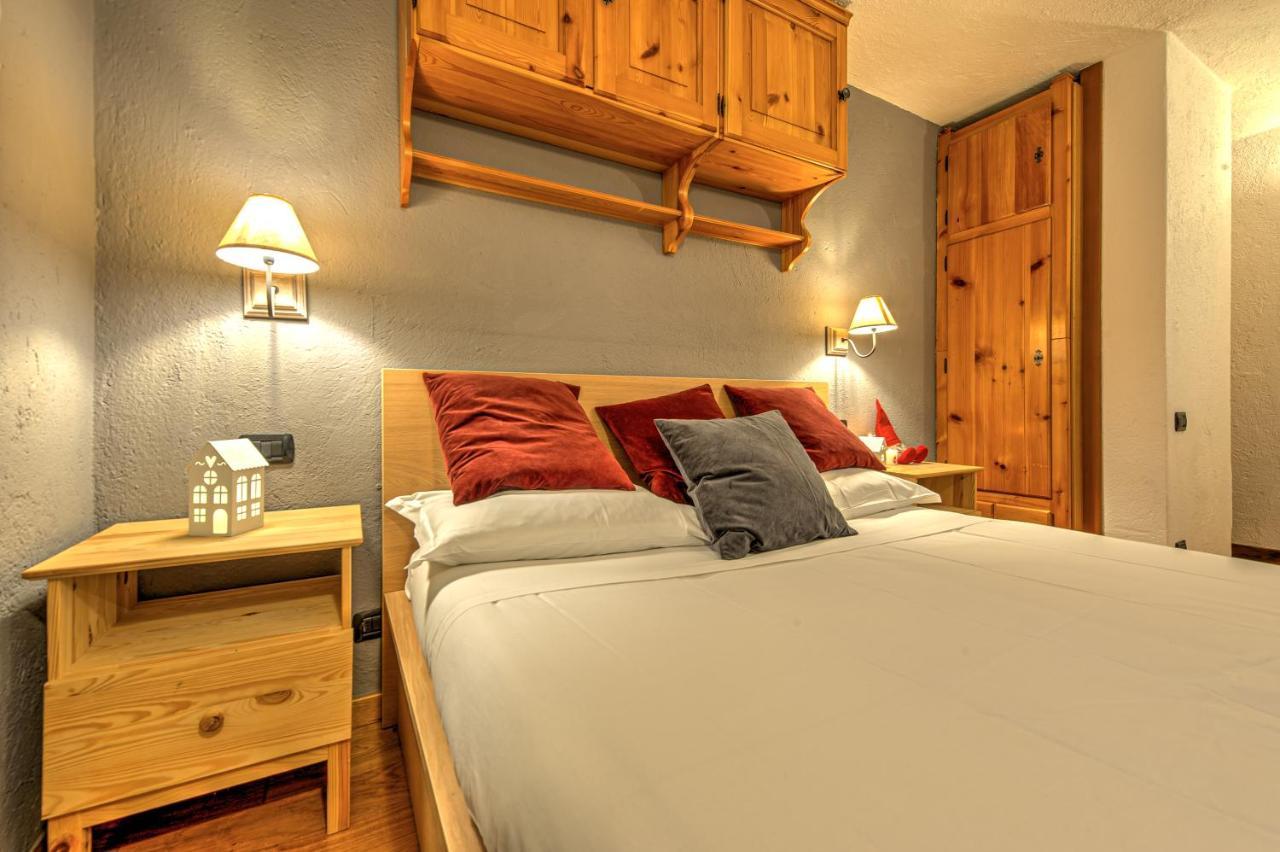 Casa Julie - Accogliente Rifugio Nella Quiete - Cour 0157 Apartman Courmayeur Kültér fotó